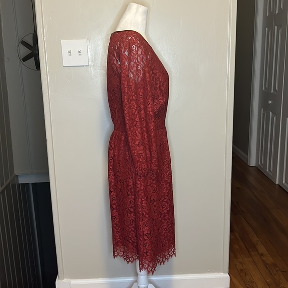 Trina Turk Lace Rosalind Cocktail Dress in Red Oxblood  3/4 Sleeve NWT Size 6 - Picture 6 of 7